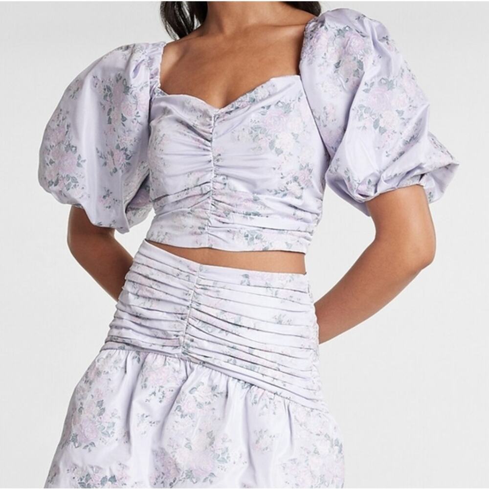 Express Purple Floral Puff Sleeve Ruched Front Chic Blouse Crop Top Size Medium